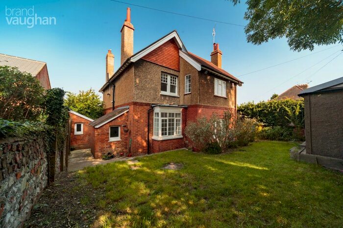 6 Bedroom Semi-Detached House To Rent In Natal Road, Brighton, East Sussex, BN2