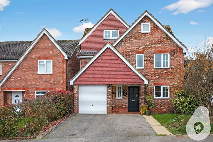 6 Bedroom Detached House For Sale In Thirlmere, Stevenage, Hertfordshire, SG1