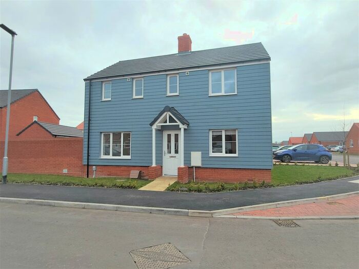 3 Bedroom Property To Rent In Ghent Field Circle, Thurston, Bury St. Edmunds, IP31