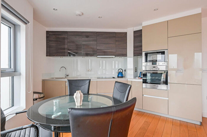 2 Bedroom Flat For Sale In Barking Road, Canning Town, London, E16