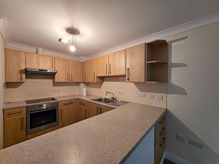 1 Bedroom Flat To Rent In Plantation Terrace, Dawlish, EX7