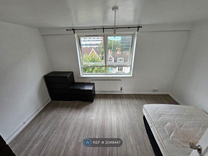 1 Bedroom Flat To Rent In Altyre Road, Croydon, CR0
