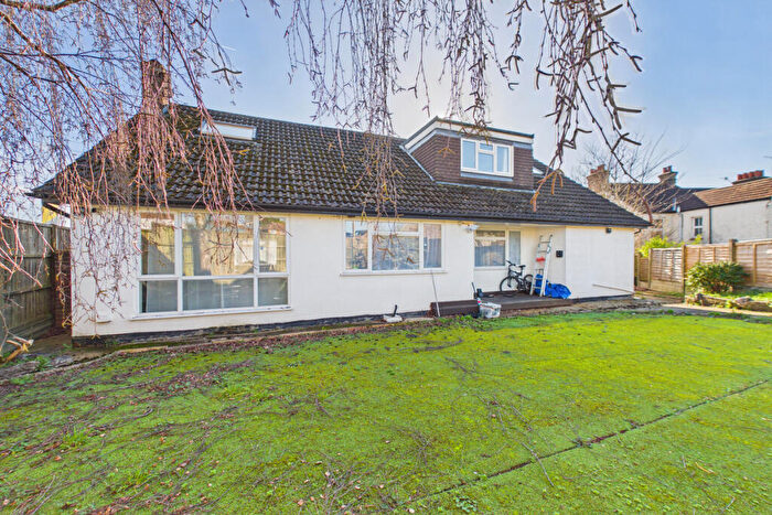 4 Bedroom Detached Bungalow For Sale In Lawn Lane, Hemel Hempstead, HP3