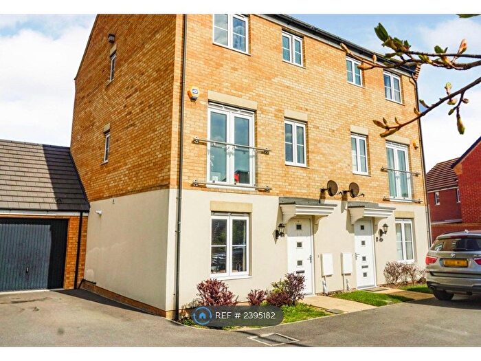 4 Bedroom Semi-Detached House To Rent In Cook Avenue, Peterborough, PE7