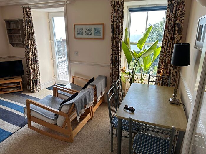 2 Bedroom Flat To Rent In Pound Street, Lyme Regis, Dorset, DT7