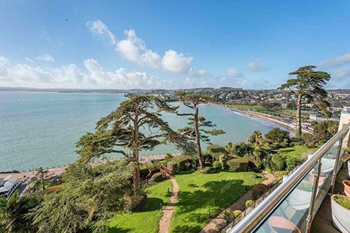 1 Bedroom Flat For Sale In Warren Road, Torquay, TQ2