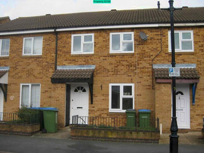 3 Bedroom Terraced House To Rent In Hainault Street, London, SE9