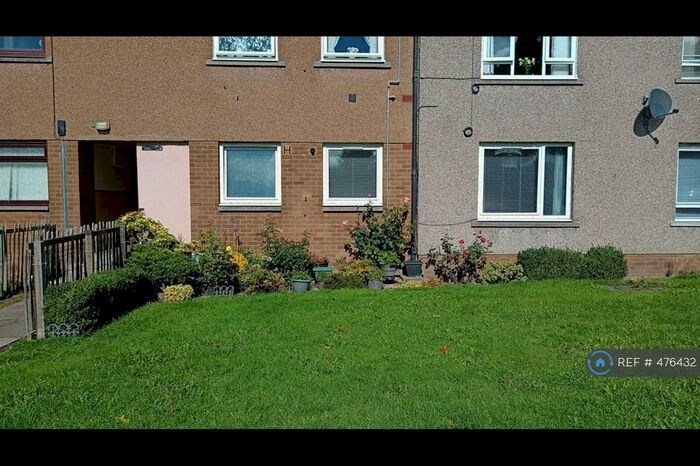 2 Bedroom Flat To Rent In Charleston Drive, Dundee, DD2