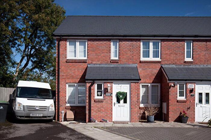 2 Bedroom End Of Terrace House For Sale In Maple Road, Shaftesbury, SP7