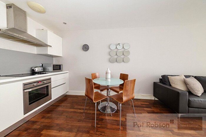 2 Bedroom Apartment To Rent In Lime Square, City Road, Ouseburn, Newcastle Upon Tyne, NE1
