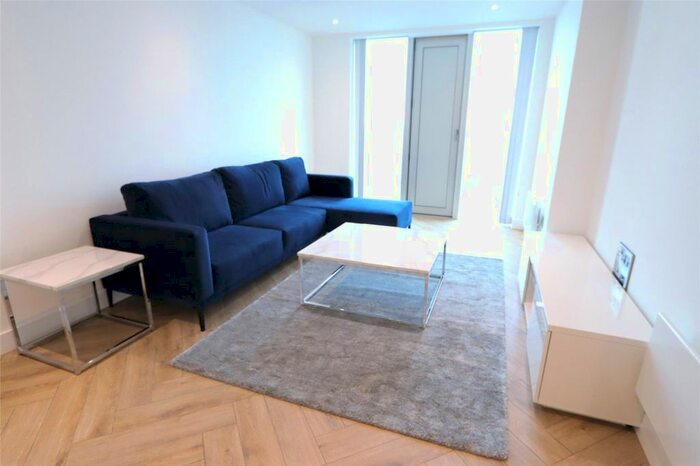 2 Bedroom Flat To Rent In Chester Road, Manchester, Greater Manchester, M15