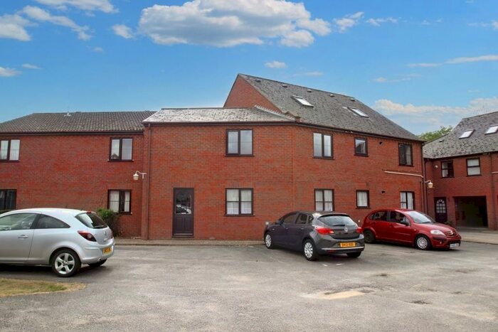 3 Bedroom Maisonette To Rent In Church View, St. Neots, Cambridgeshire, PE19