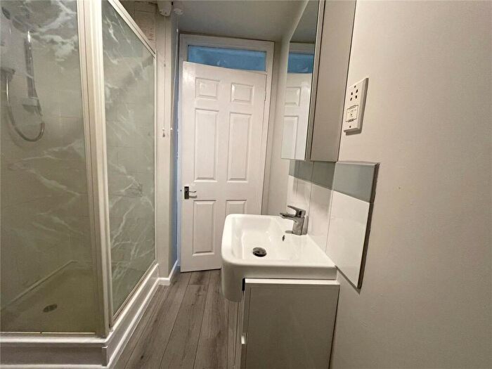 1 Bedroom Flat To Rent In Swan Passage, Stourport-on-Severn, Worcestershire, DY13