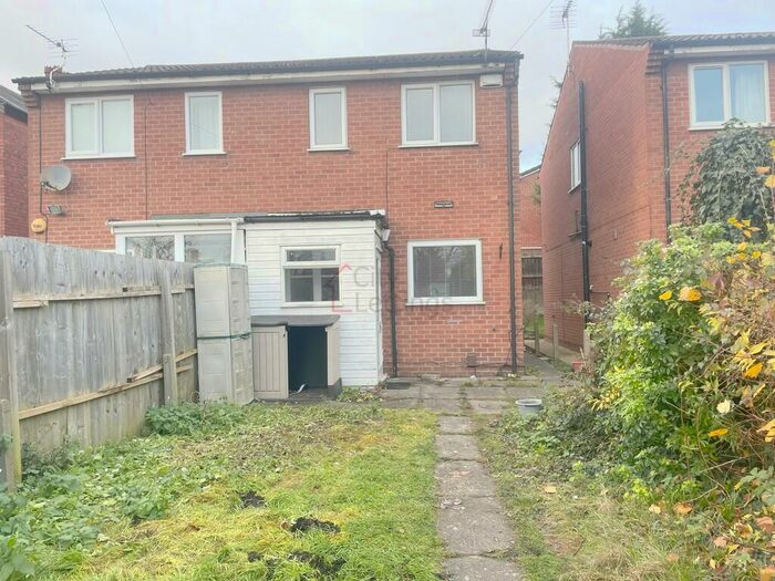 2 Bedroom Terraced House To Rent In Basford Road, Nottingham, NG6