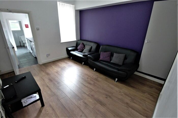 4 Bedroom Terraced House To Rent In Northfield Road, Coventry, CV1