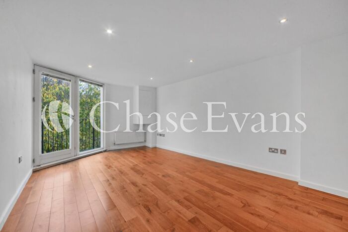 1 Bedroom Flat To Rent In Hackney Road, Hackney, London, E2