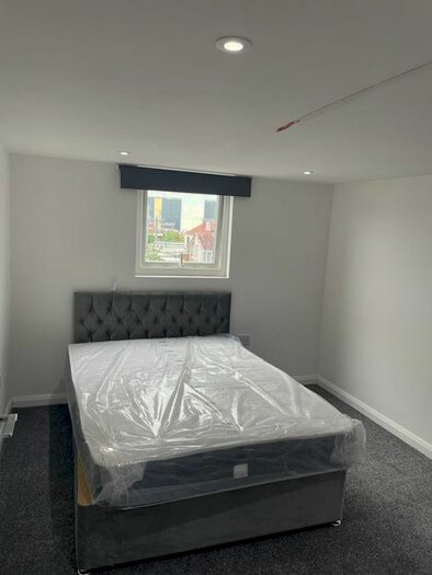 1 Bedroom Flat To Rent In Diamond Road, Slough, SL1