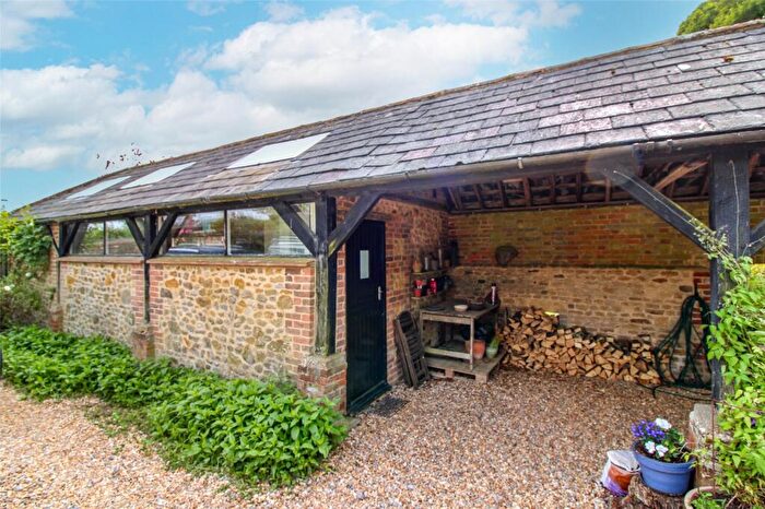 Studio To Rent In Slade Lane, Rogate, Petersfield, Hampshire, GU31