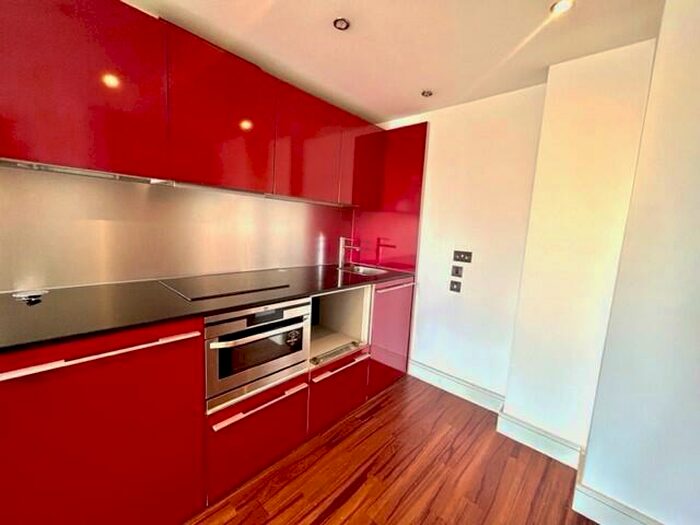 1 Bedroom Apartment To Rent In The Ropewalk, Nottingham, NG1