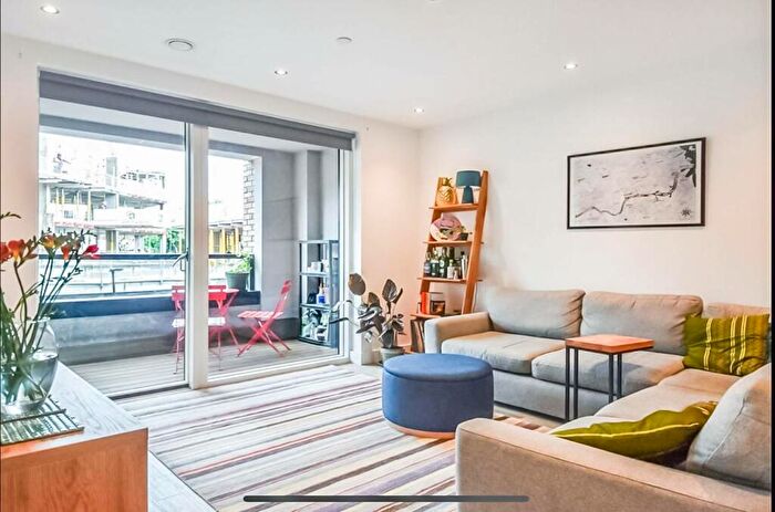 1 Bedroom Flat To Rent In Ardens Building, Bow, London, E3