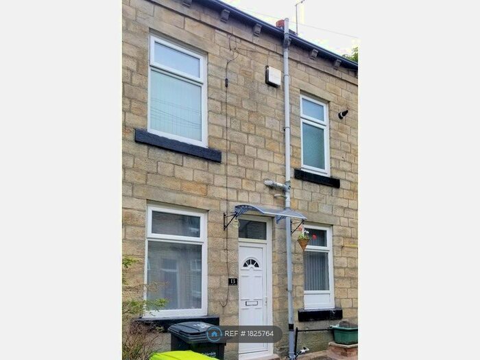 3 Bedroom Terraced House To Rent In Glen View Street, Todmorden, OL14