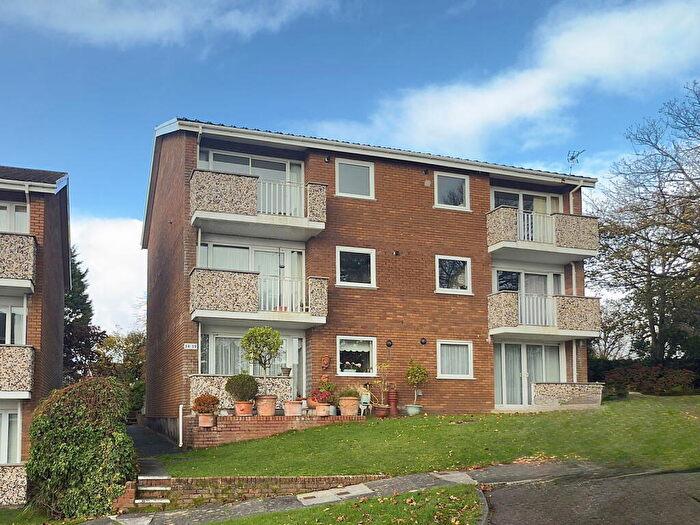 2 Bedroom Flat For Sale In Lansdowne, Groves Avenue, Langland, Swansea, SA3