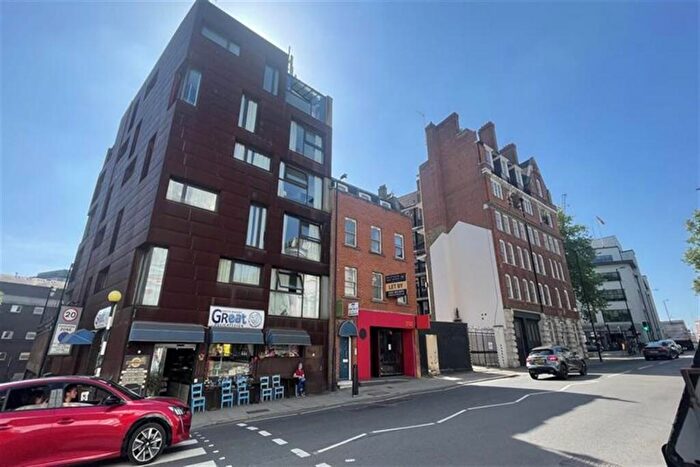 2 Bedroom Apartment To Rent In -, Topham Street, EC1R