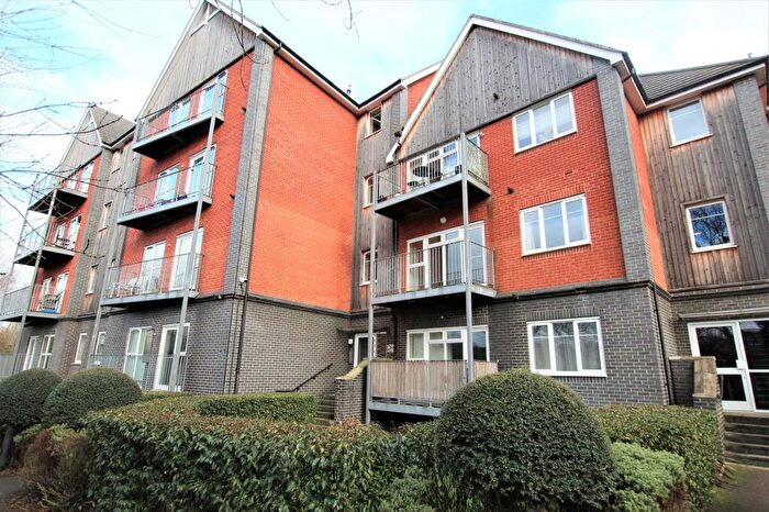 2 Bedroom Flat To Rent In Millward Drive, Bletchley, MK2