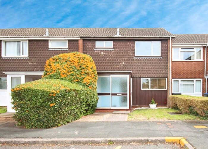 3 Bedroom Terraced House For Sale In Lammas Croft, Whitnash, Leamington Spa, Warwickshire, CV31