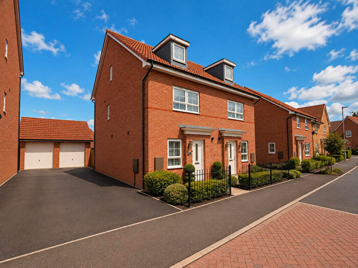 3 Bedroom Detached House For Sale In Caesar Road, Lincoln, LN6