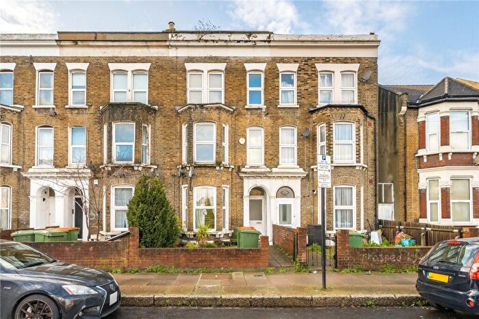 3 Bedroom Terraced House For Sale In Carnarvon Road, London, E15