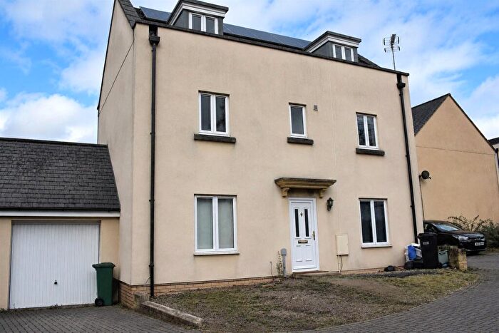 5 Bedroom Detached House To Rent In Middlewood Close, Bath, Somerset, BA2