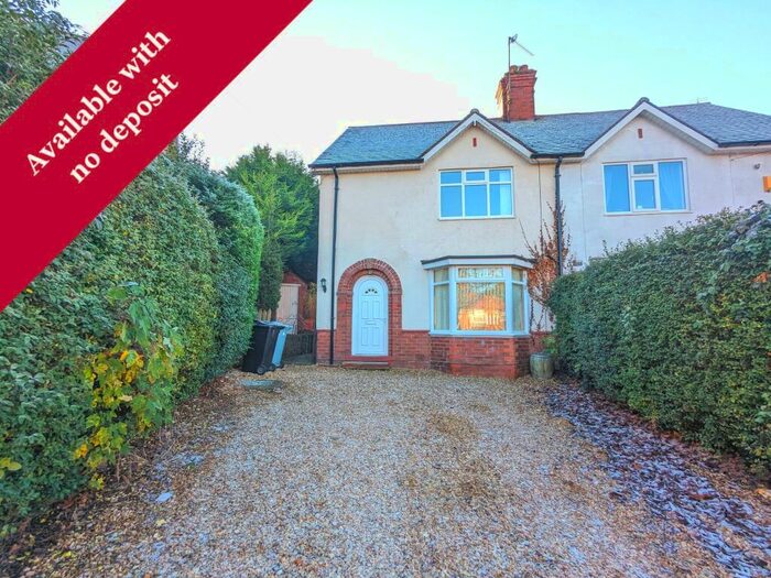 3 Bedroom Semi-Detached House To Rent In Gorse Rise, Grantham, NG31