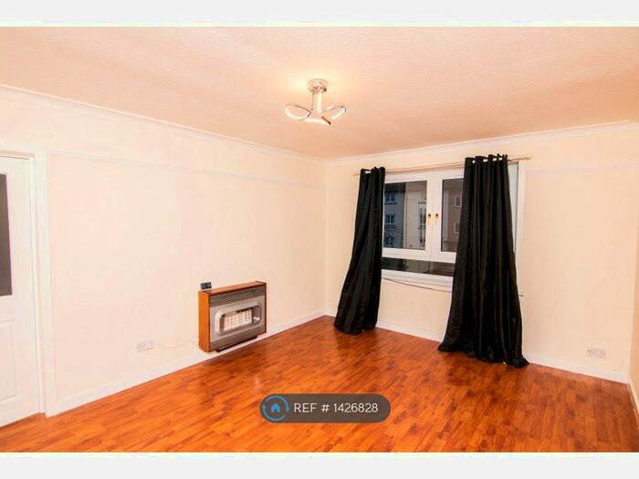 2 Bedroom Flat To Rent In Springhill Road, Aberdeen, AB16