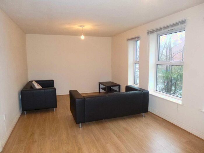 2 Bedroom Flat To Rent In High Lane, Chorlton, M21