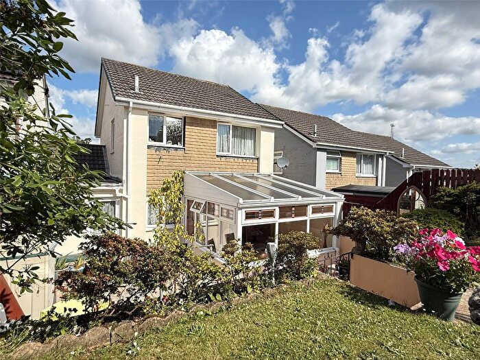 3 Bedroom Link Detached House For Sale In Treryn Close, Par, PL24