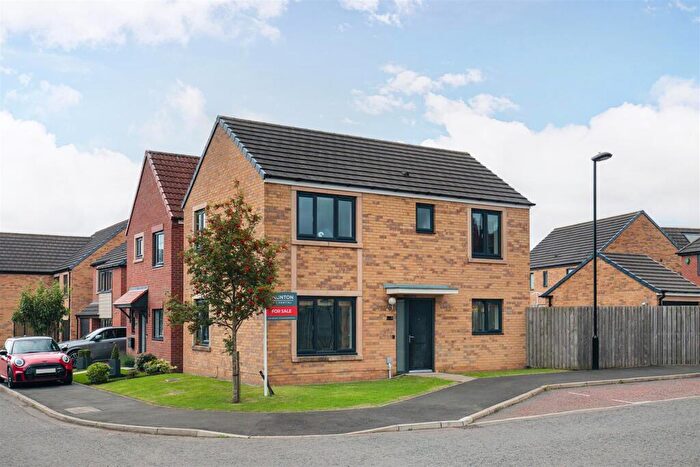 3 Bedroom Detached House For Sale In Fenchurch Close, Five Mile Park, NE13