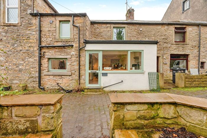 3 Bedroom Terraced House For Sale In Selbourne Terrace, Earby, Barnoldswick, Lancashire, BB18