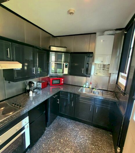 1 Bedroom Studio To Rent In The Drive, Hove, BN3
