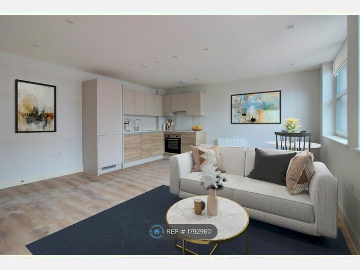 1 Bedroom Flat To Rent In Richmond Hill, Bournemouth, BH2