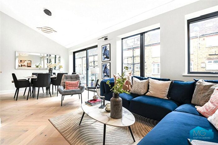 3 Bedroom House To Rent In Aylmer Parade, Aylmer Road, London, N2