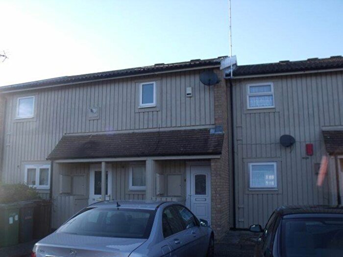 2 Bedroom Flat To Rent In Hinchcliffe, Orton Goldhay, Peterborough, PE2