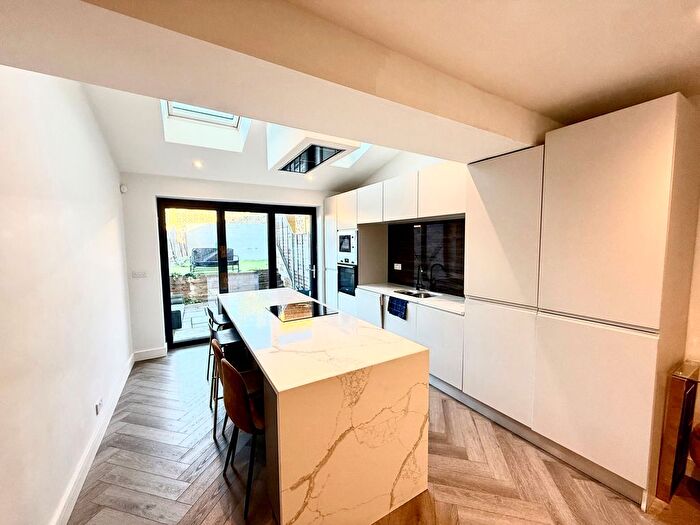 4 Bedroom Semi-Detached House To Rent In Mount Culver Avenue, Sidcup, DA14