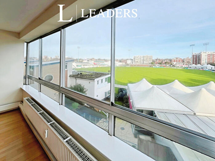 3 Bedroom Apartment To Rent In Ashdown, Eaton Road, Hove, BN3