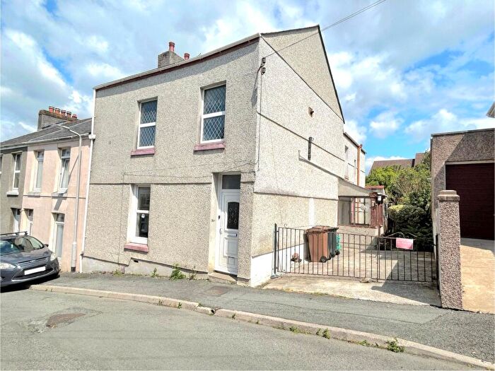 1 Bedroom Flat For Sale In Brookingfield Close, Plymouth, Devon, PL7