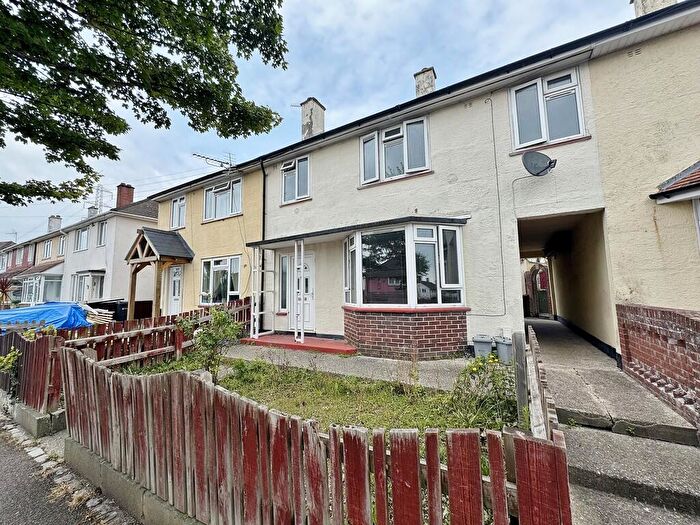 4 Bedroom Terraced House For Sale In Blakemere Crescent, Paulsgrove, PO6