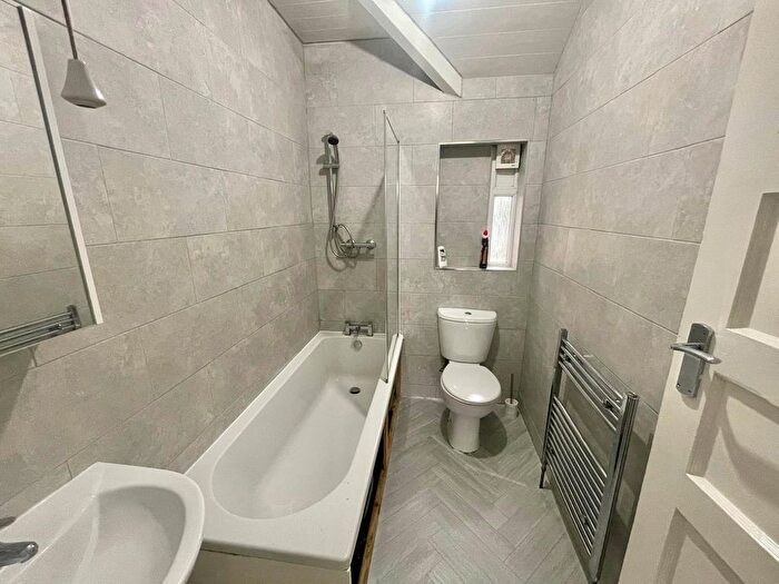 2 Bedroom Flat To Rent In Brookvale Road, Erdington, Birmingham, B23