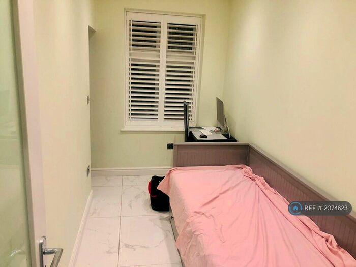 Studio To Rent In Bexleyheath, Bexleyheath, DA6