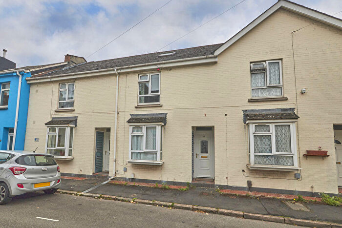 3 Bedroom Terraced House To Rent In Codrington Street, Exeter, EX1