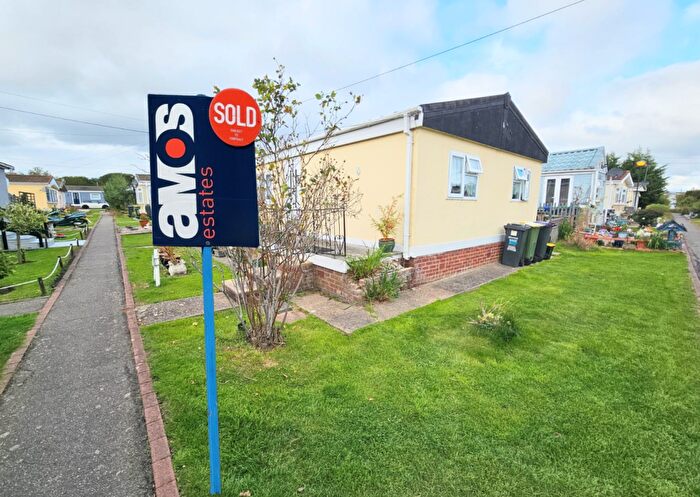 2 Bedroom Park Home For Sale In The Close, The Dome Village, Hockley, Essex, SS5